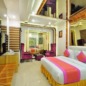 https://the-gold-regency-02-mins-from-new-delhi-railway-station.hotelsdelhi.org